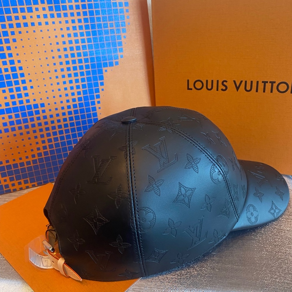 Mens LV items